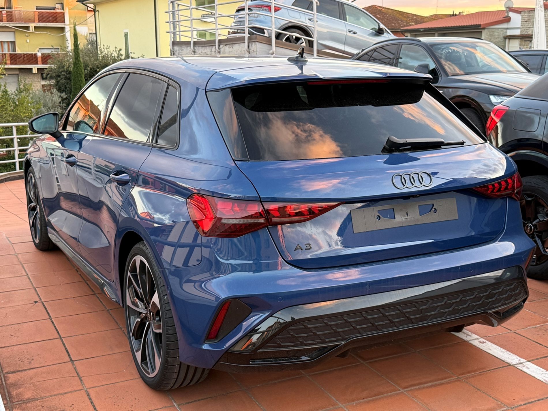 A3 Sportback 2.0 tdi S line edition 150cv s-tronic - Autosani