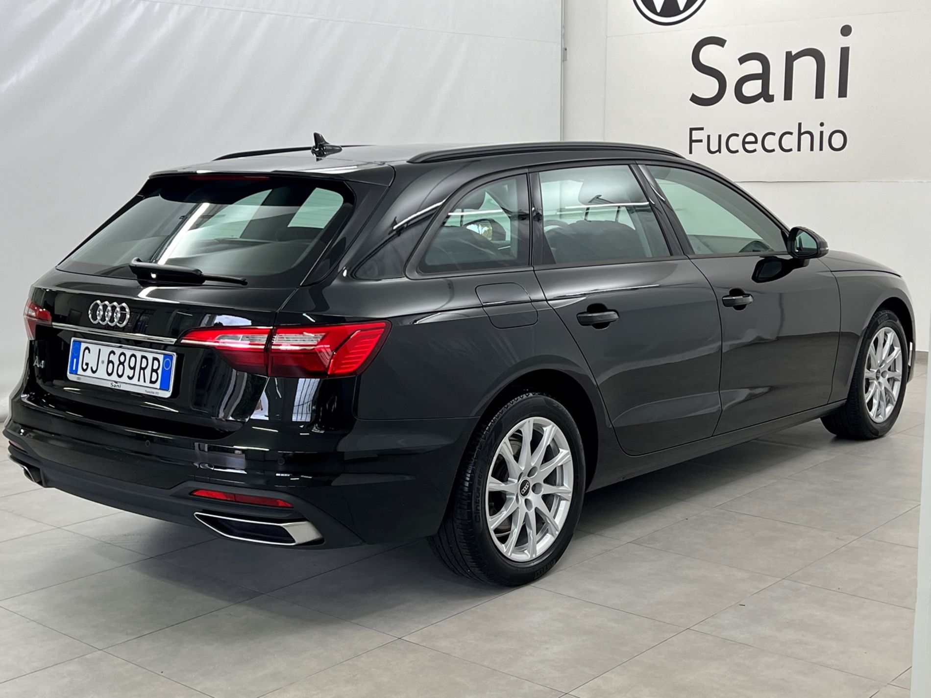 A4 Avant 40 2.0 tdi mhev Business 204cv s-tronic - Autosani