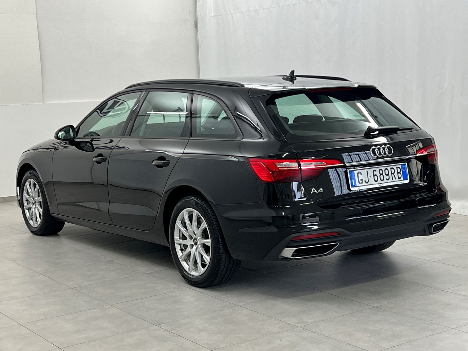 A4 Avant 40 2.0 tdi mhev Business 204cv s-tronic - Autosani