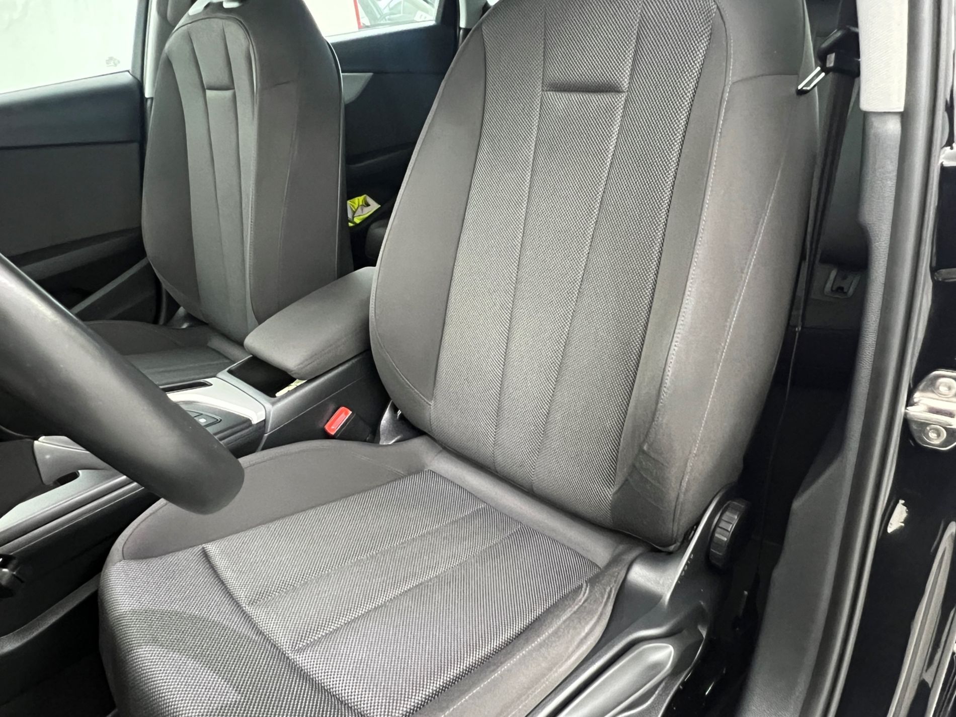 A4 Avant 40 2.0 tdi mhev Business 204cv s-tronic - Autosani