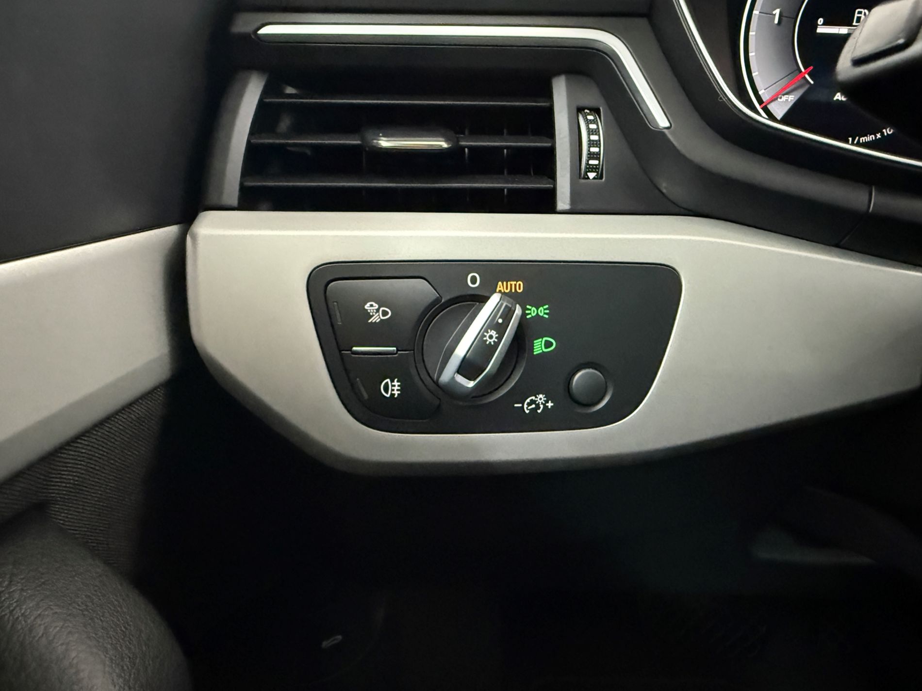 A4 Avant 40 2.0 tdi mhev Business quattro 204cv s-tronic - Autosani