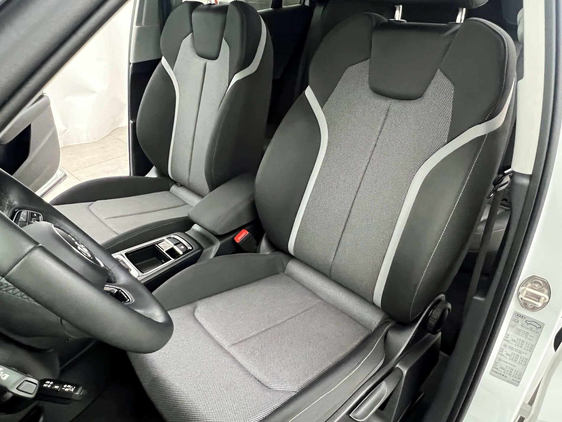 Q2 35 2.0 tdi S line edition s-tronic - Autosani