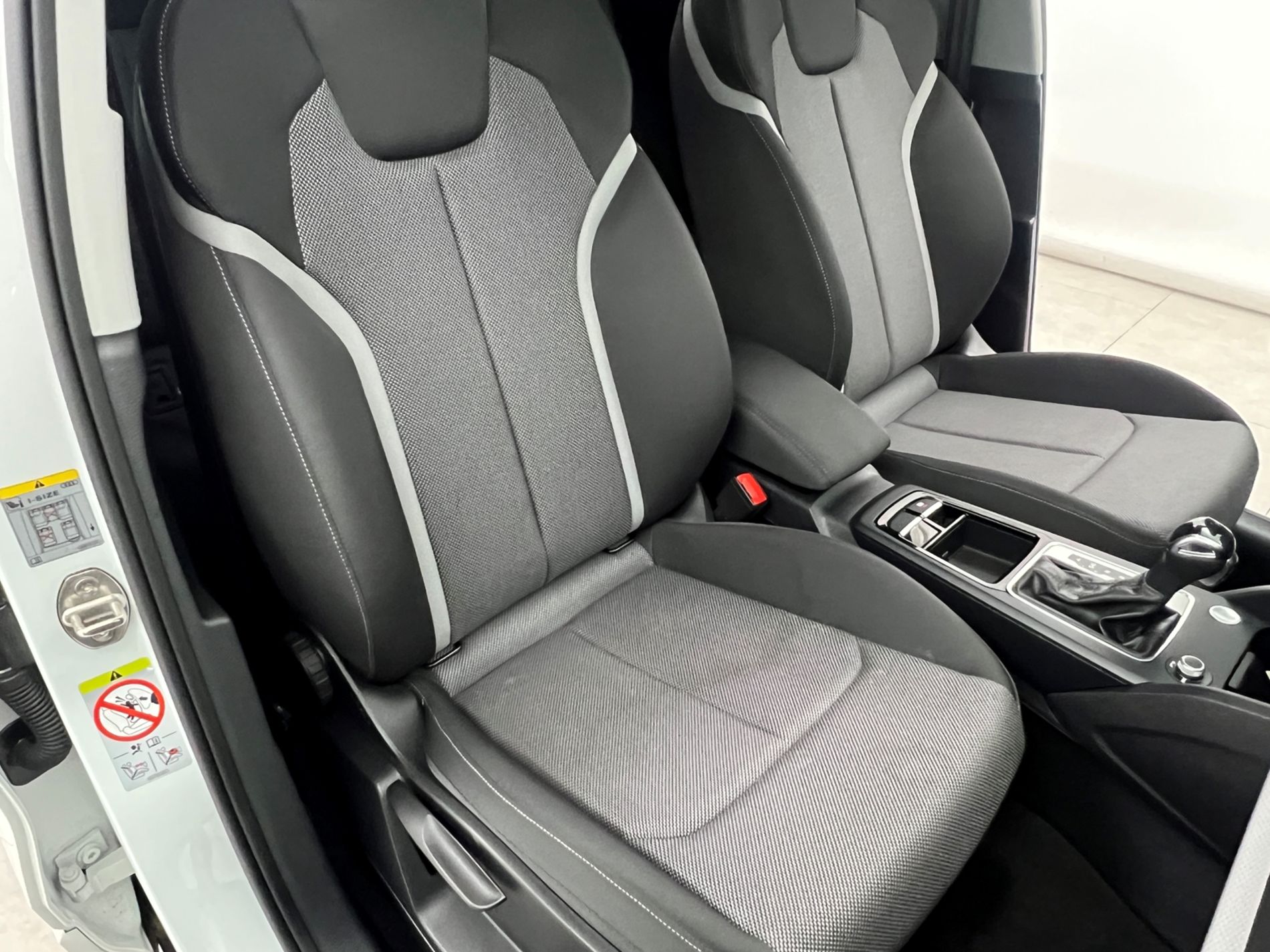 Q2 35 2.0 tdi S line edition s-tronic - Autosani