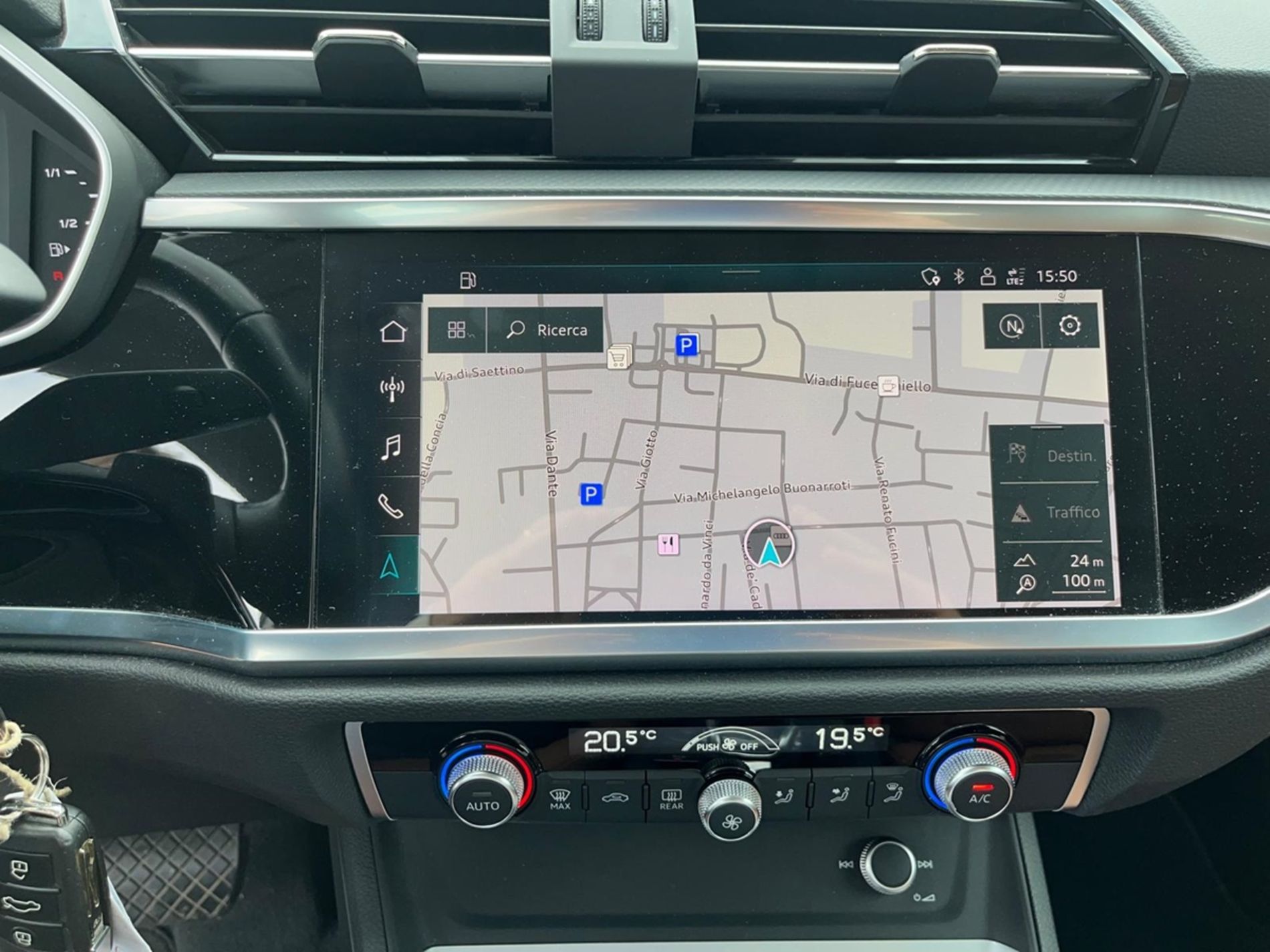 Q3 35 1.5 tfsi mhev Business s-tronic - Autosani