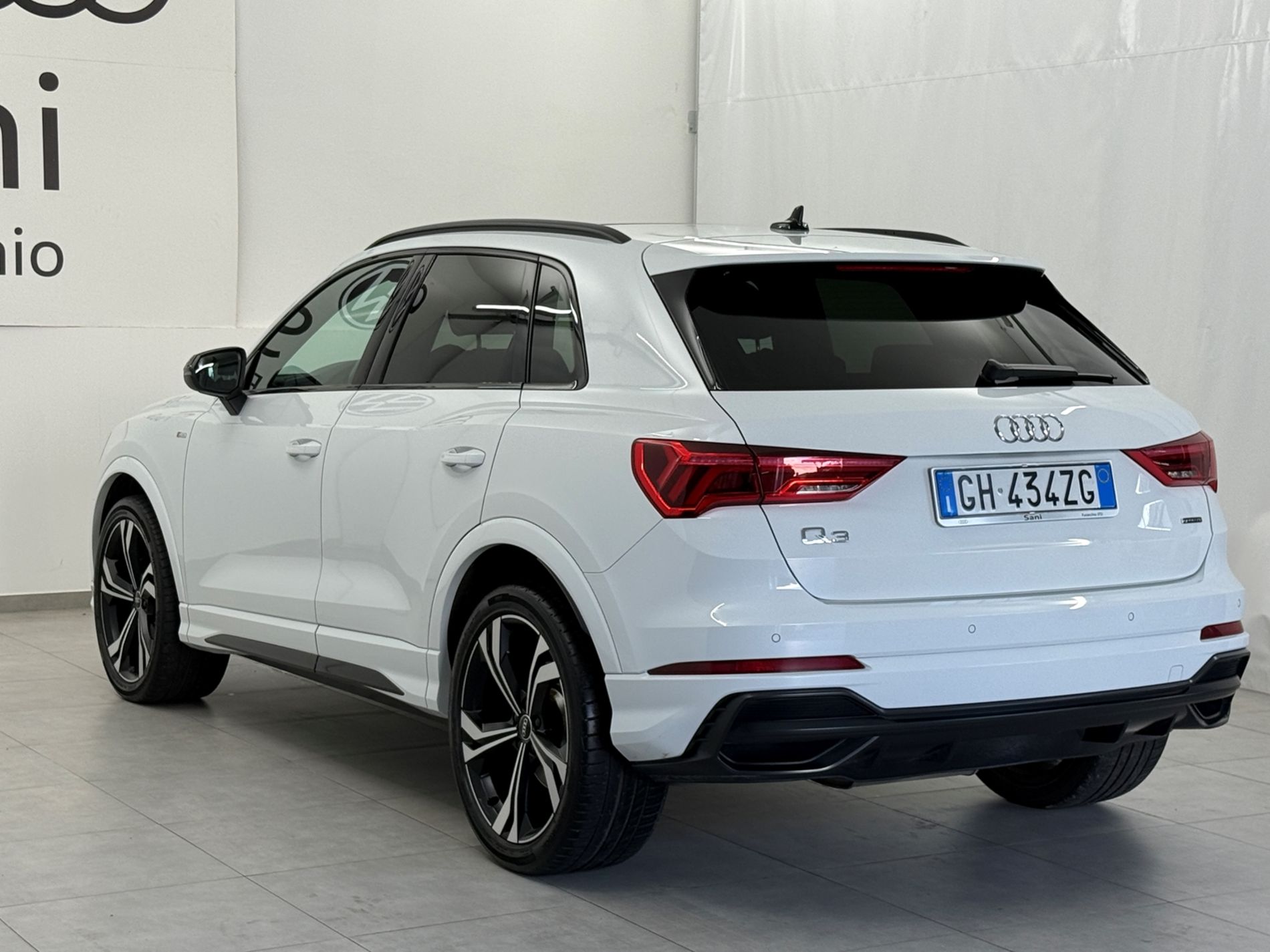 Q3 40 2.0 tdi S line edition quattro 200cv s-tronic - Autosani