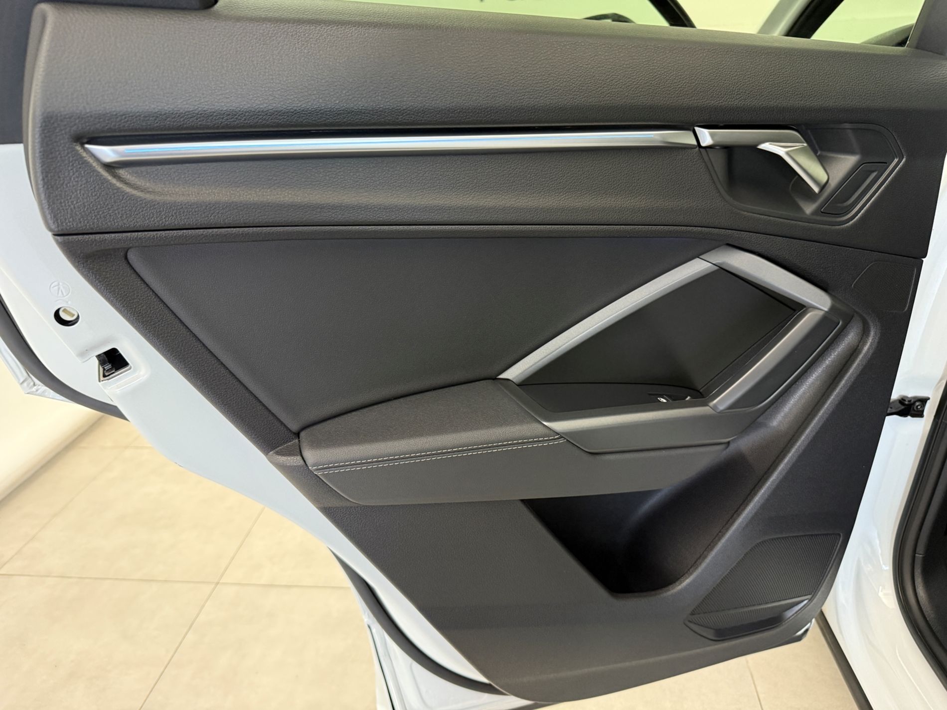 Q3 40 2.0 tdi S line edition quattro 200cv s-tronic - Autosani