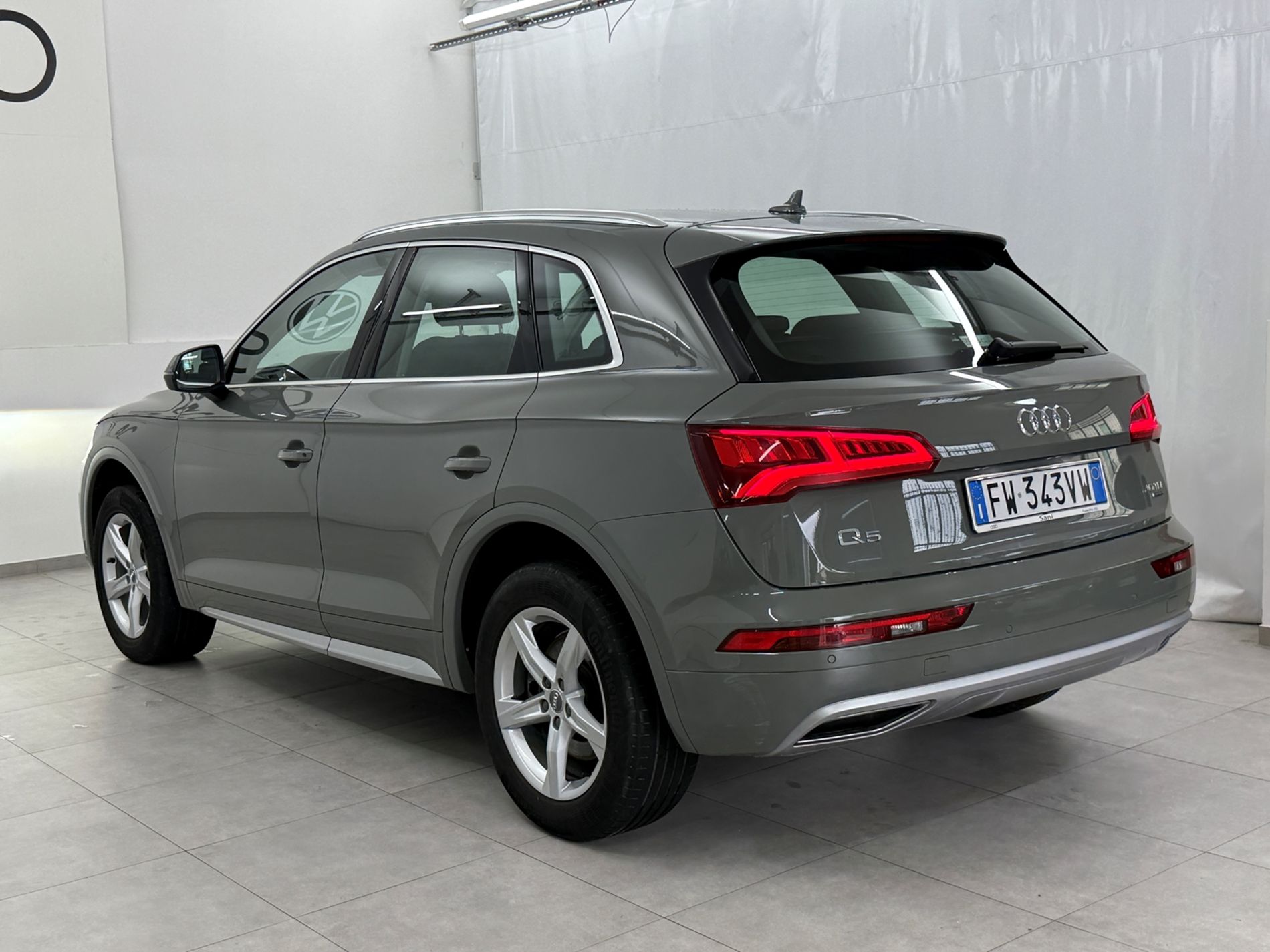 Q5 40 2.0 tdi Business Sport quattro 190cv s-tronic - Autosani