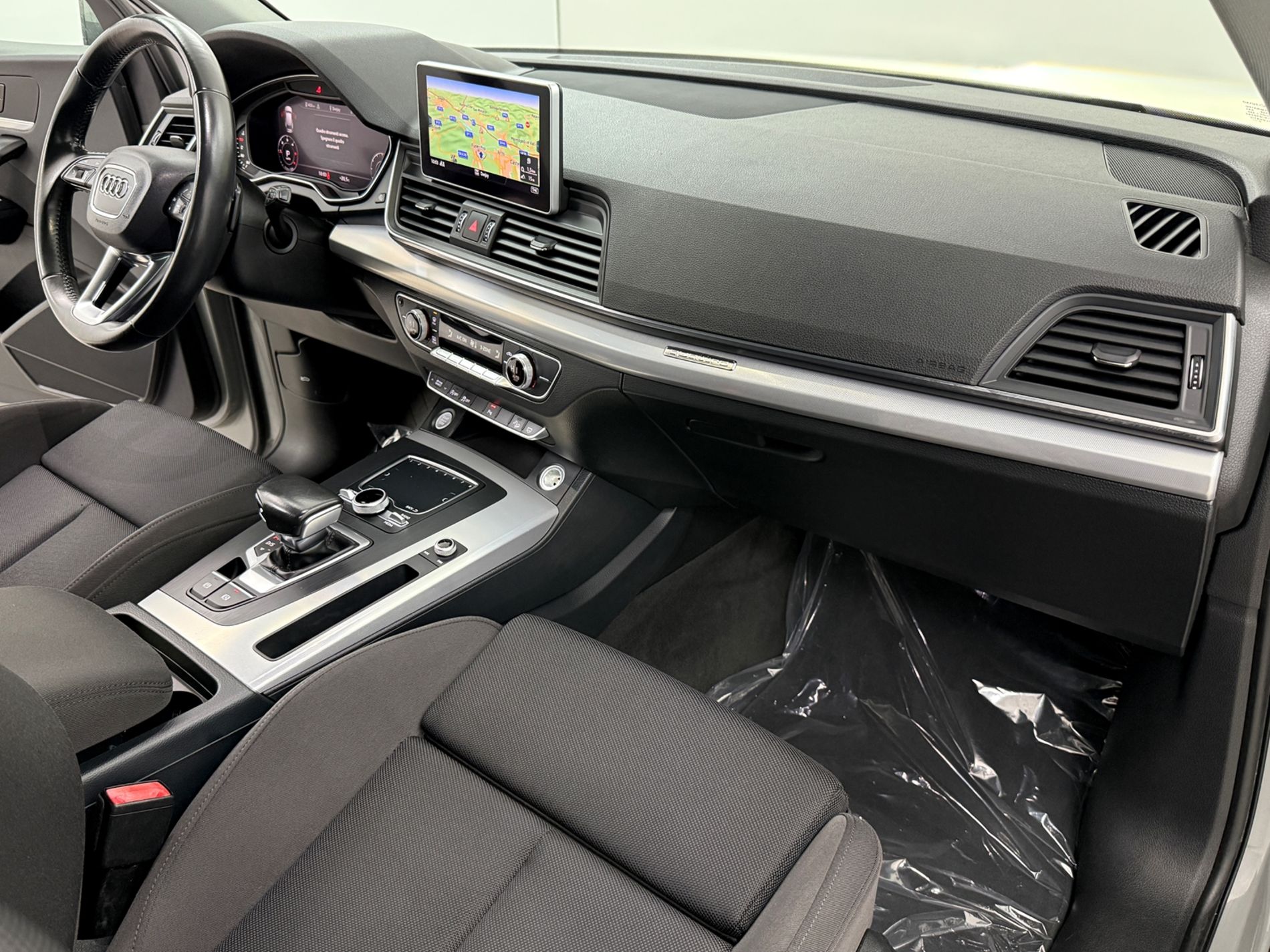 Q5 40 2.0 tdi Business Sport quattro 190cv s-tronic - Autosani