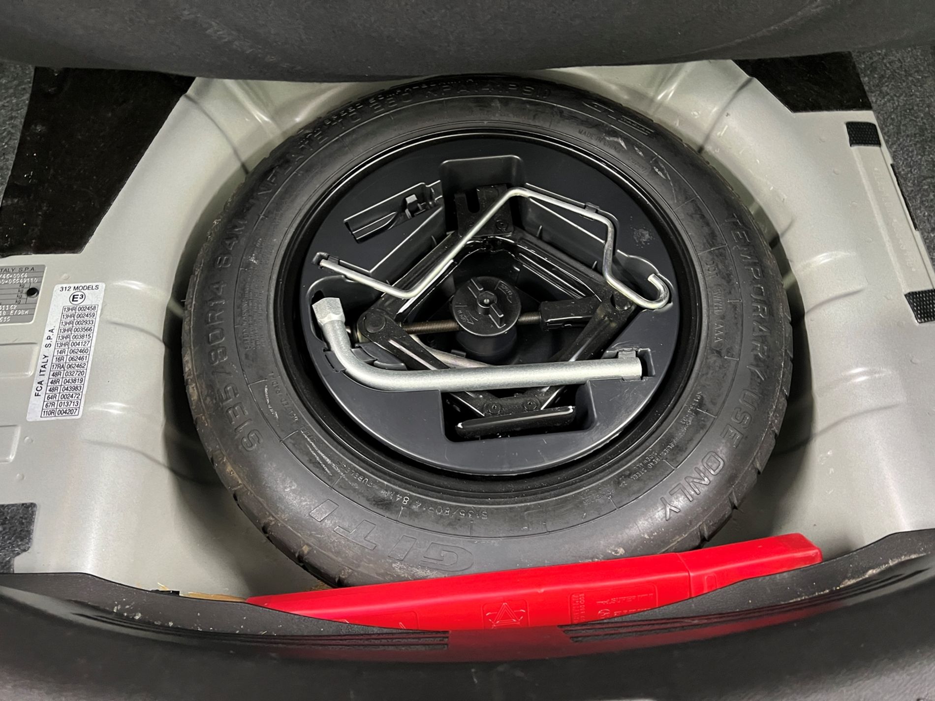 Ypsilon 1.0 firefly hybrid Gold s&s 70cv - Autosani