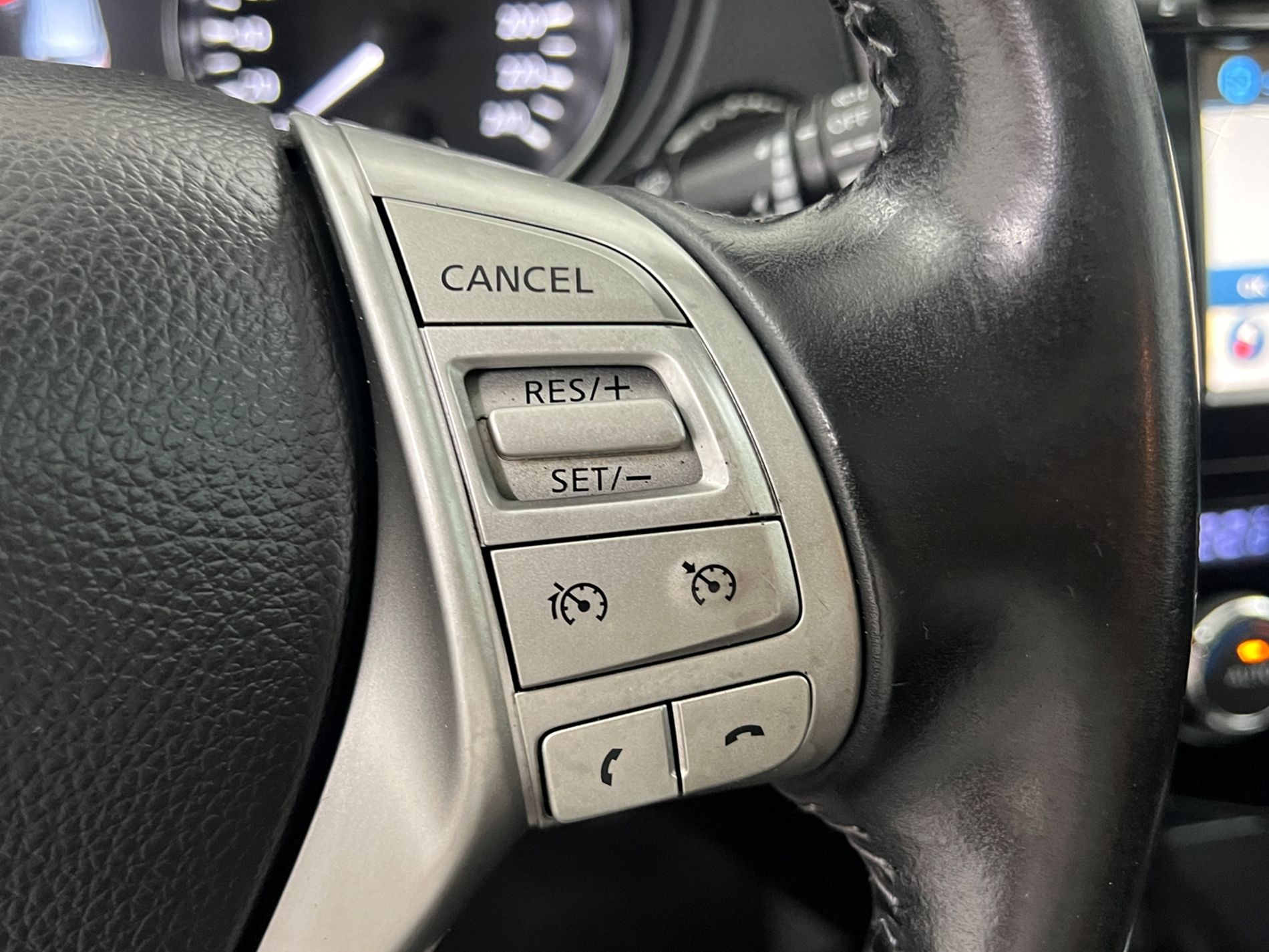 Qashqai 1.6 dci 360 2wd 130cv xtronic E6 - Autosani