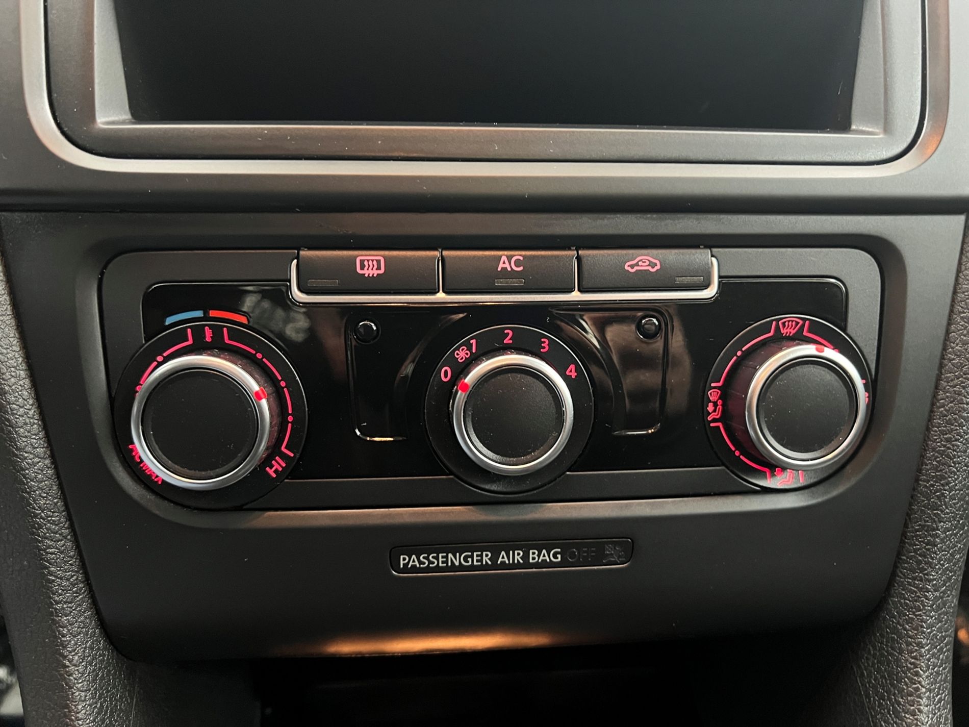 Golf 5p 1.4 United 80cv - Autosani