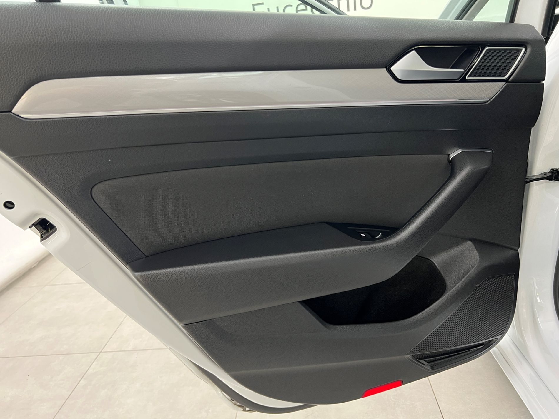 Passat Variant 2.0 tdi Business 150cv dsg - Autosani