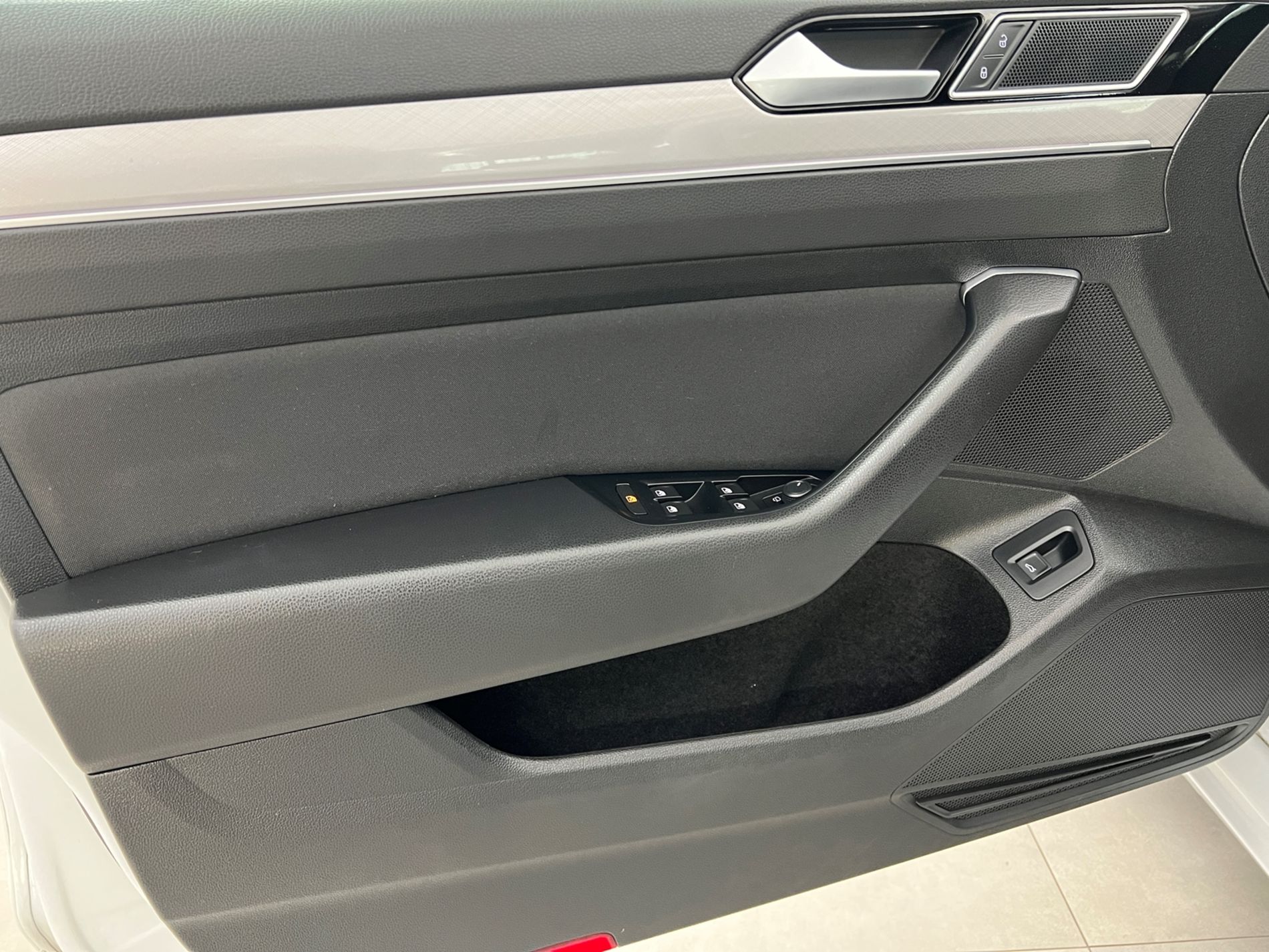 Passat Variant 2.0 tdi Business 150cv dsg - Autosani