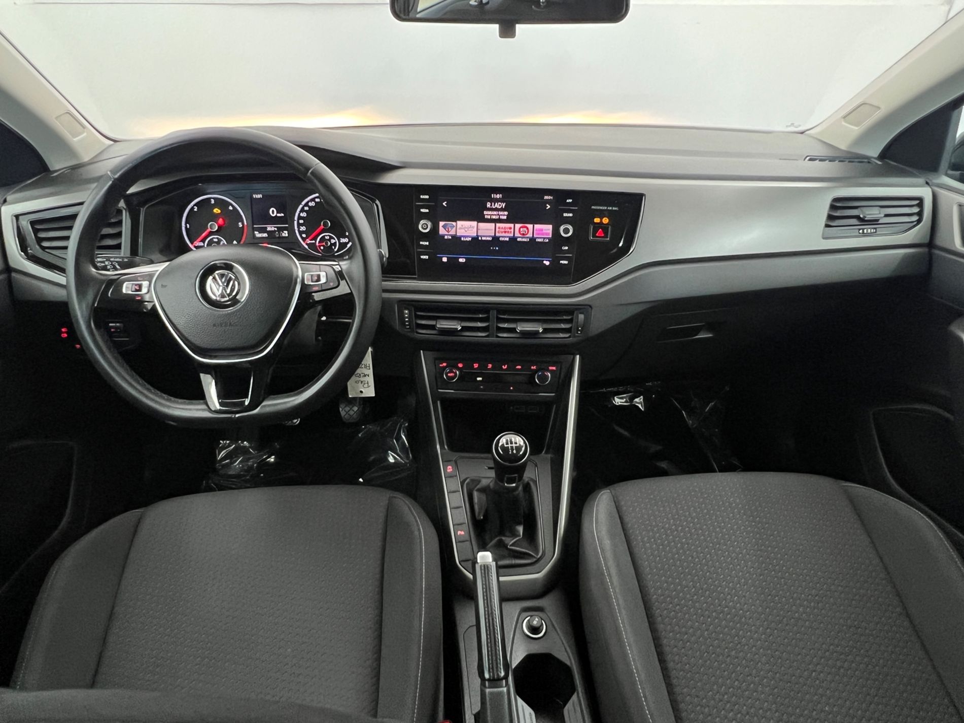 Polo 5p 1.6 tdi Comfortline 80cv - Autosani