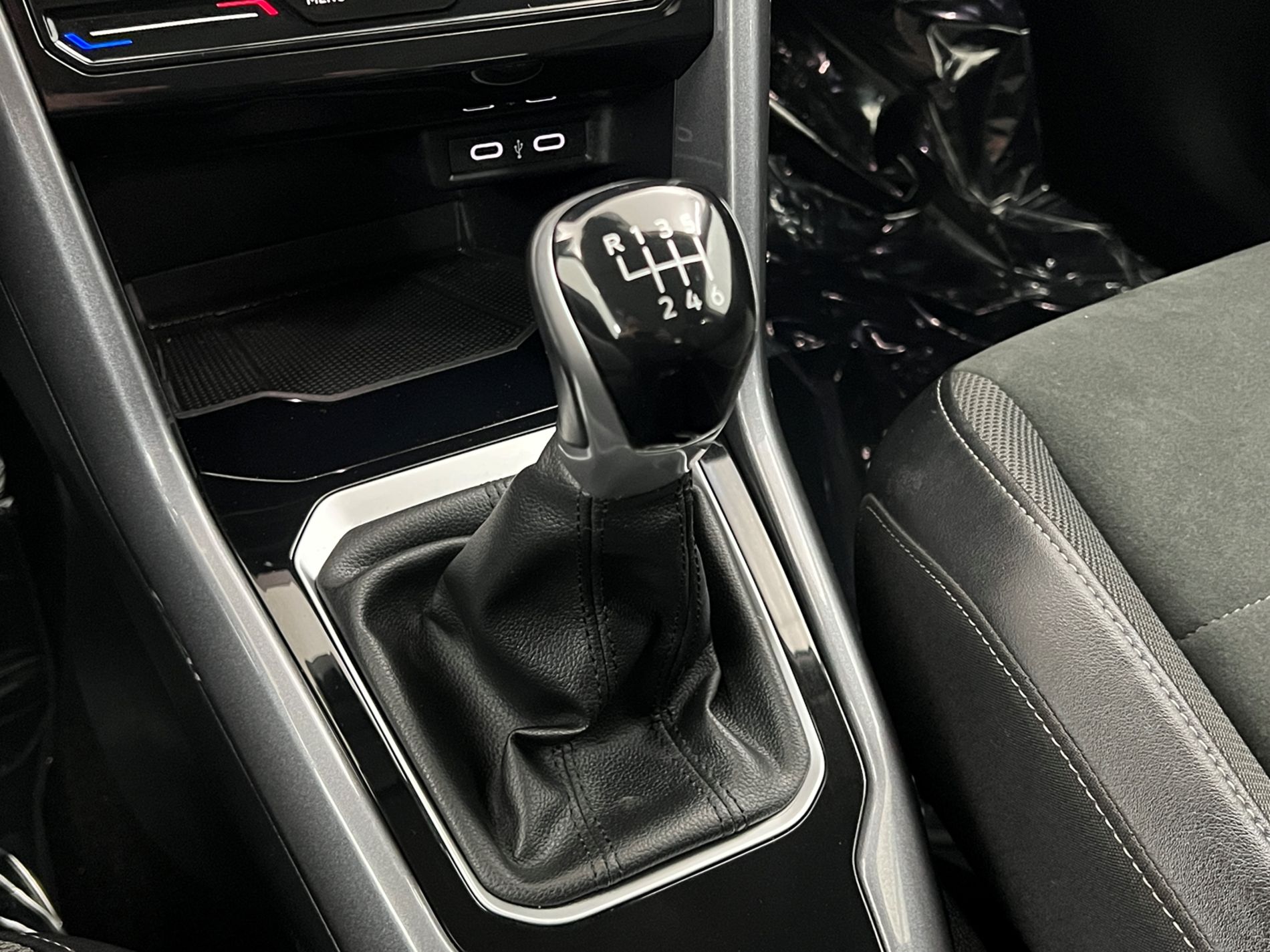 T-Roc 1.0 tsi Style 110cv - Autosani