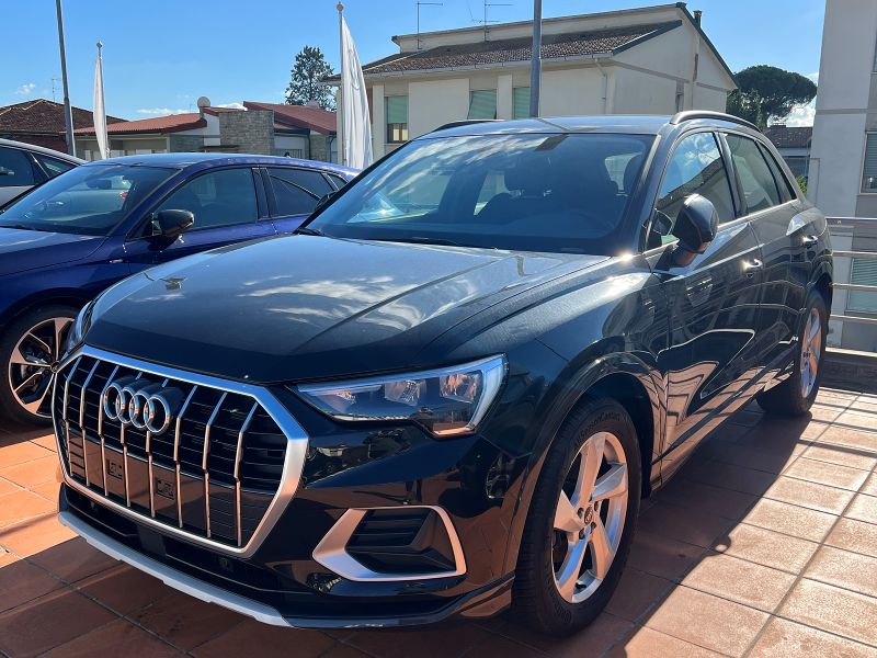 AUDI Q3 35 20 tdi Business Advanced s-tronic Q3 35 2.0 tdi Business Advanced s-tronic - Autosani