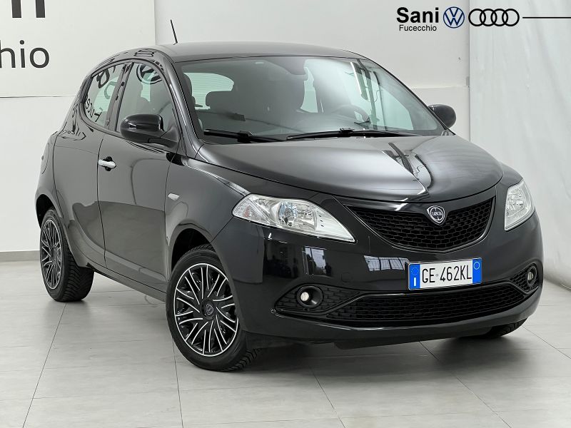 LANCIA Ypsilon 1.0 firefly hybrid Gold s&s 70cv Ypsilon 1.0 firefly hybrid Gold s&s 70cv - Autosani